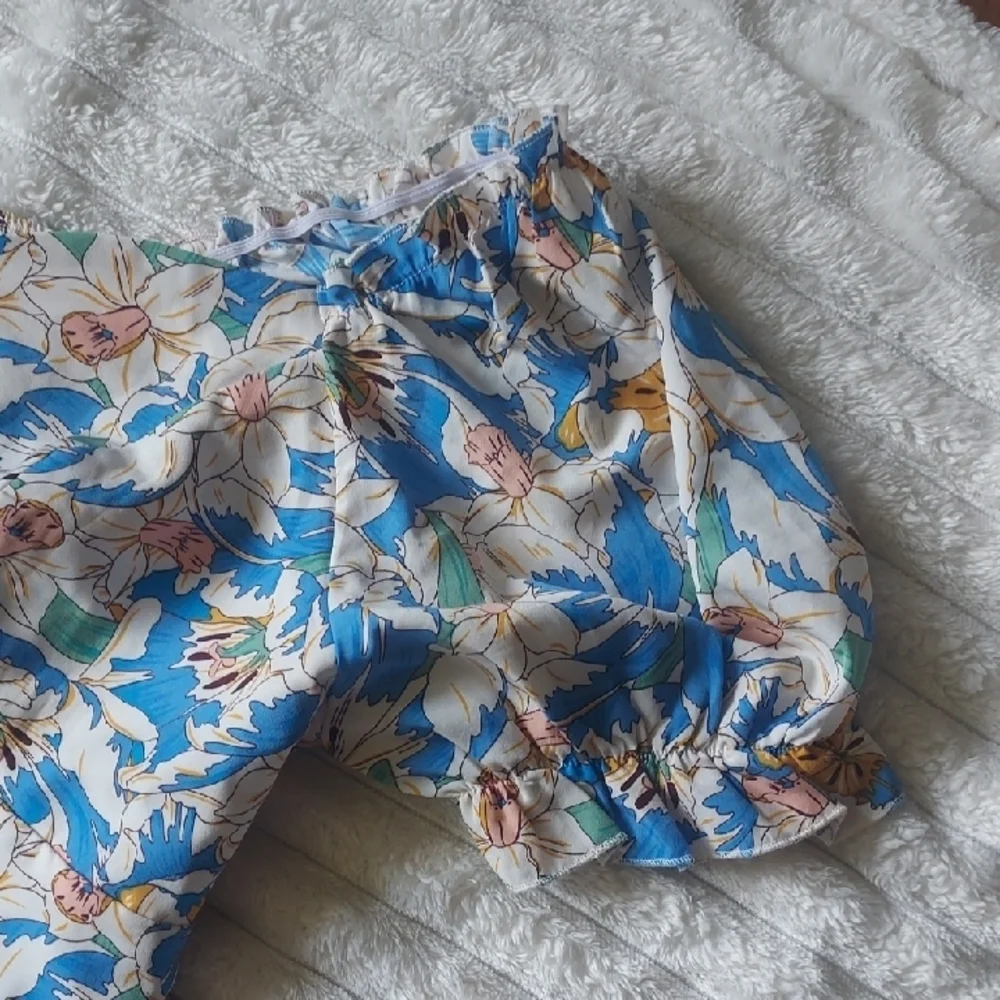 Floral Maxi Dress in Blue and White - Picture 4 of 7